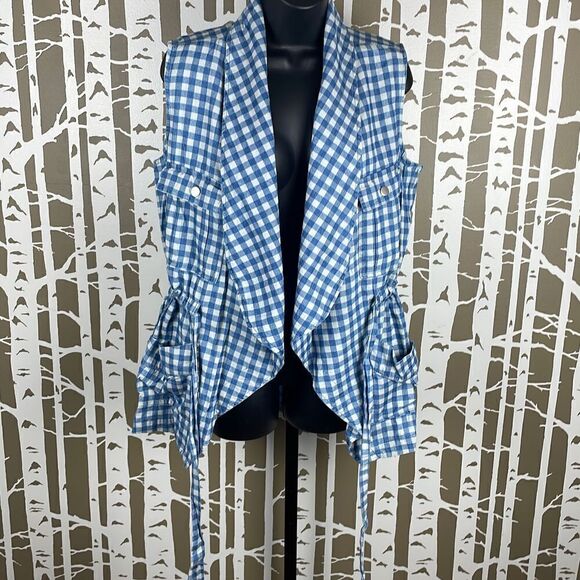Baccini Blue & White Buffalo Plaid Brushed Cotton Chambray Tie Front Vest - Picture 4 of 7